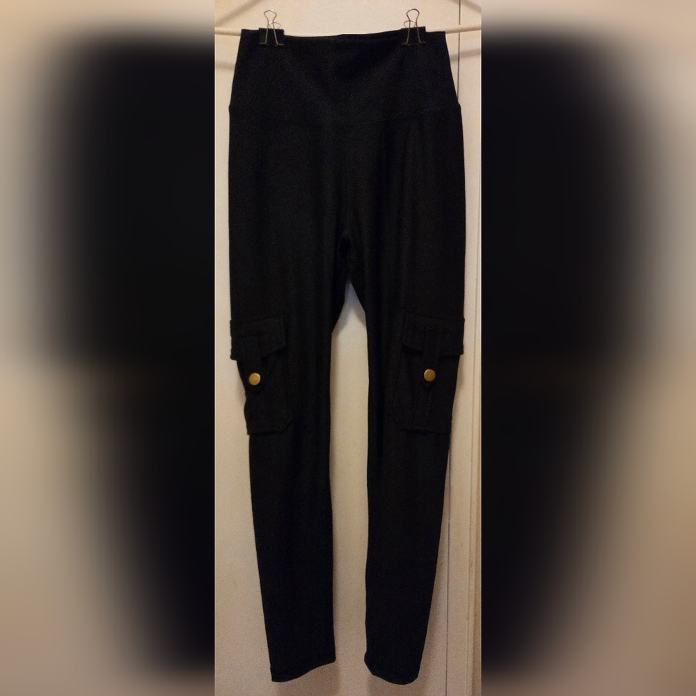 Minibeast Curve Cargo Leggings - Black